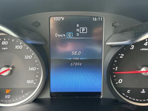 Used 2021 Mercedes-Benz GLC 300 image 27