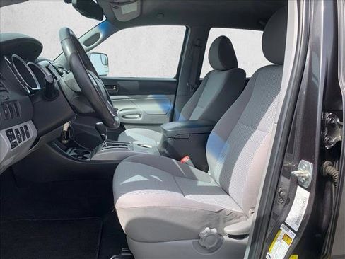 Used 2013 Toyota Tacoma 4x4 Double Cab w/ SR5 Pkg image 21