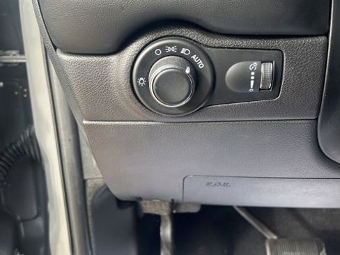 Used 2024 Dodge Durango GT image 18