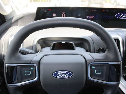 New 2027 Ford Expedition Platinum w/ Driver's Package RWD image 17