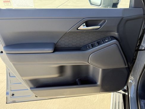 New 2026 Lexus GX 550 AWD/4WD image 17