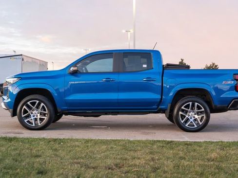 Used 2023 Chevrolet Colorado Z71 w/ Advanced Trailering Package image 4