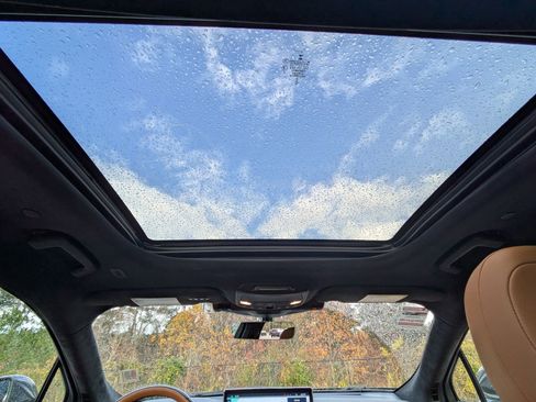 Used 2023 Lincoln Nautilus Black Label w/ Class II Trailer Tow Package image 26