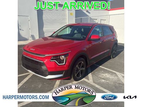Used 2026 Kia Niro LX image 1