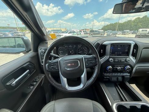 Used 2021 GMC Sierra 1500 SLT w/ SLT Premium Plus Package AWD/4WD image 7