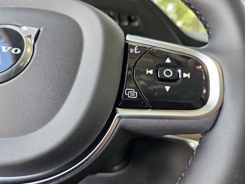 New 2026 Volvo XC90 B5 Plus w/ Protection Package Premier image 34