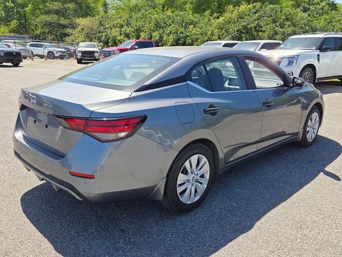 Used 2025 Nissan Sentra S FWD image 10