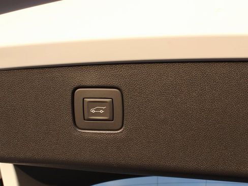 New 2025 Buick Envista Avenir image 41