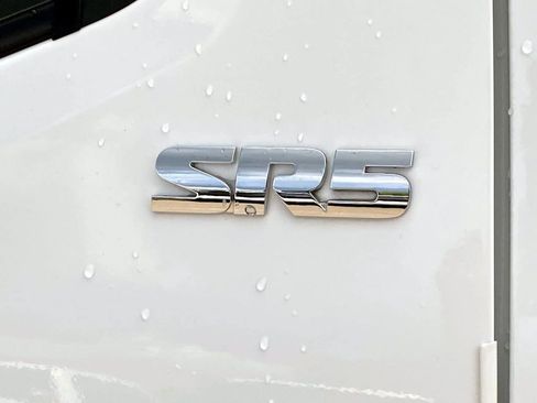 Used 2023 Toyota Tacoma SR5 AWD/4WD image 31