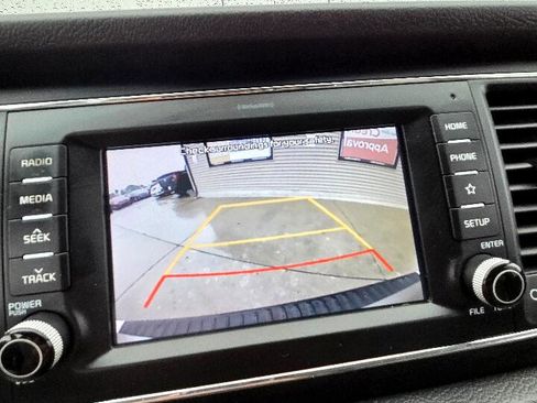 Used 2020 Kia Sedona EX image 20