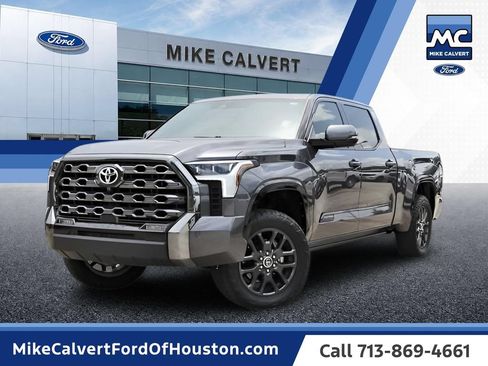 Used 2023 Toyota Tundra Platinum AWD/4WD image 1