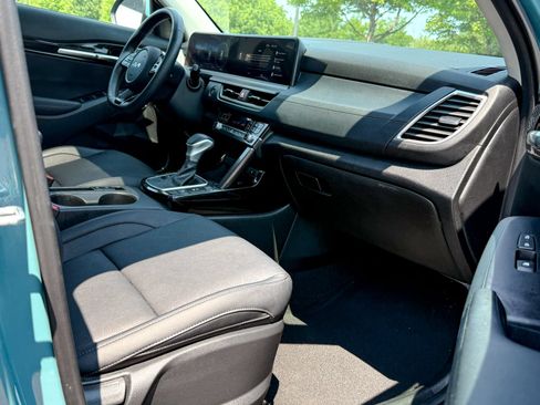 Certified 2024 Kia Seltos SX w/ SX Sunroof Package AWD/4WD image 12