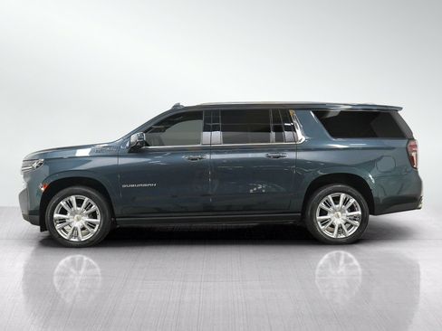 Used 2021 Chevrolet Suburban High Country w/ Premium Package AWD/4WD image 2