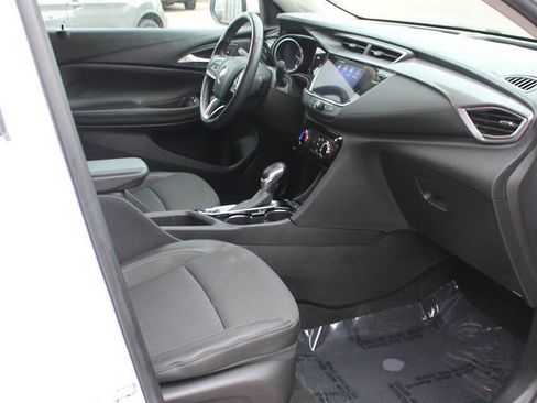 Used 2022 Buick Encore GX Preferred FWD image 21