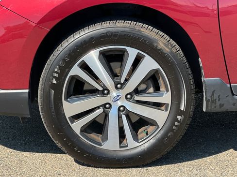 Used 2019 Subaru Outback 2.5i Limited AWD/4WD image 13