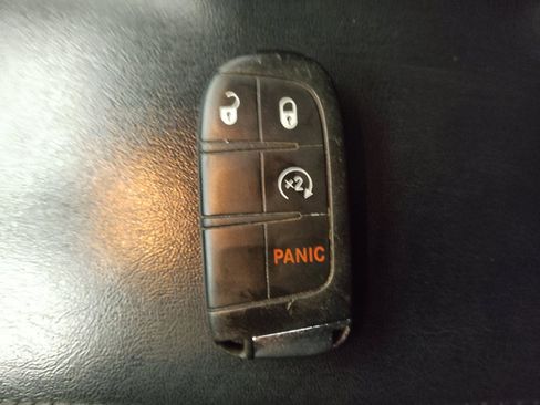 Used 2018 Jeep Compass Latitude w/ Popular Equipment Group image 32