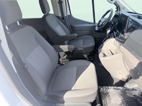 Used 2023 Ford Transit 350 XLT image 25