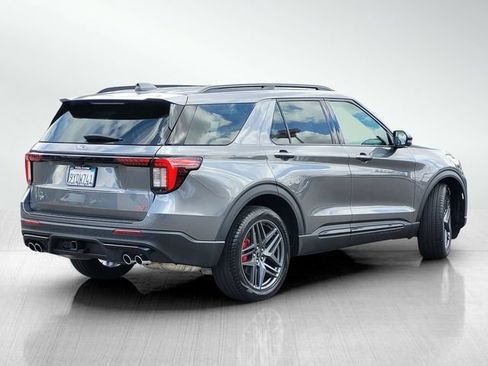 Used 2026 Ford Explorer ST w/ Sun And Sound Package AWD/4WD image 4