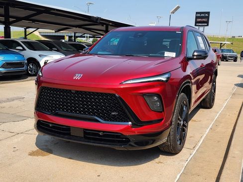 New 2026 Buick Enclave Sport Touring w/ Super Cruise Package image 8