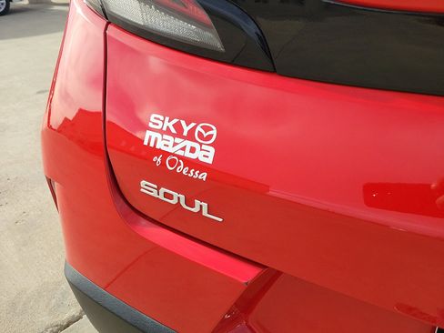 Used 2024 Kia Soul LX w/ Option Group 015 image 10