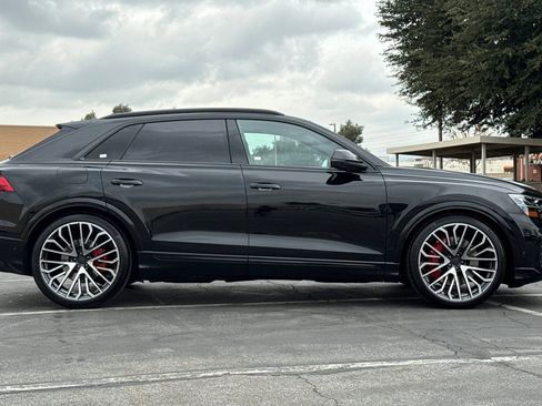 New 2026 Audi SQ8 Prestige image 3