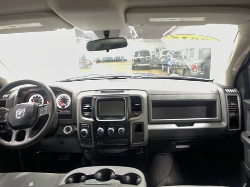 Used 2015 RAM 1500 Express image 22