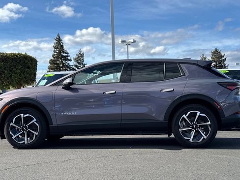 Used 2026 Chevrolet Equinox EV LT image 8