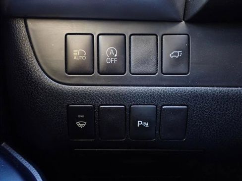 Used 2018 Toyota Highlander Limited AWD/4WD image 14