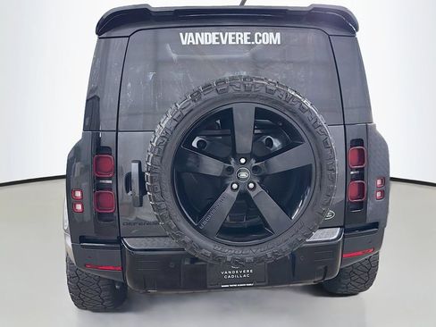 Used 2021 Land Rover Defender 90 S AWD/4WD image 8