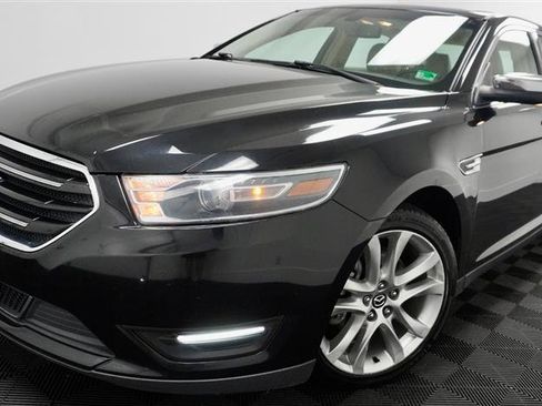 Used 2016 Ford Taurus Limited image 44