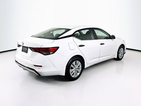 Used 2025 Nissan Sentra S image 9