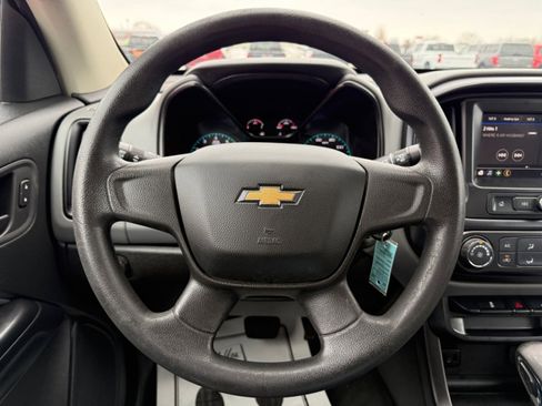 Used 2022 Chevrolet Colorado W/T image 21