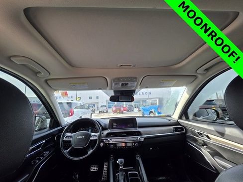 Used 2022 Kia Telluride SX image 14