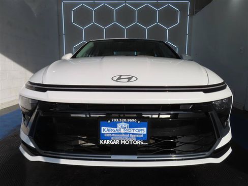 Used 2025 Hyundai Sonata SEL FWD image 3