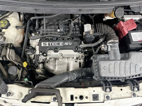 Used 2015 Chevrolet Spark LT FWD image 29