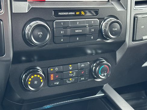 Certified 2019 Ford F150 XLT w/ Equipment Group 302A Luxury image 20