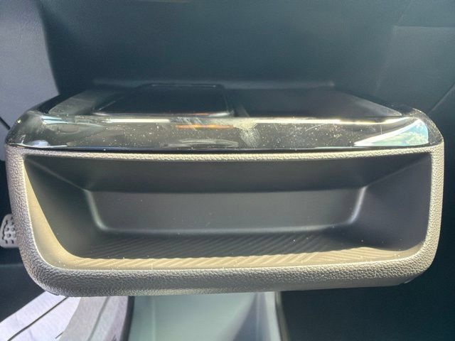 New 2027 Chevrolet Bolt RS w/ Super Cruise Package FWD image 24
