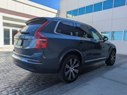 Used 2025 Volvo XC90 T8 Ultra w/ Protection Package Premier image 4
