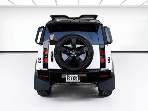 Used 2020 Land Rover Defender 110 HSE AWD/4WD image 5