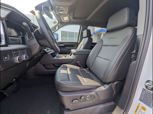 New 2026 GMC Sierra 2500 Denali AWD/4WD image 15