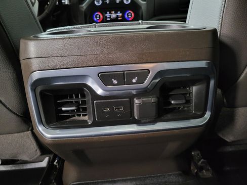 Used 2021 GMC Sierra 2500 Denali w/ Denali Ultimate Package image 21