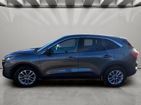 Used 2022 Ford Escape SE w/ Convenience Package image 2