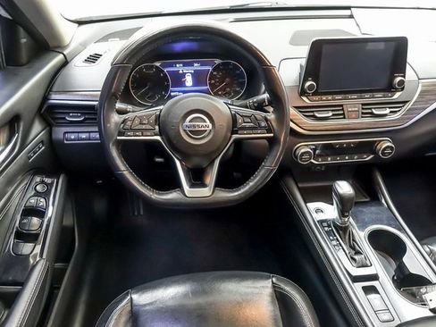 Used 2021 Nissan Altima 2.5 Platinum image 13