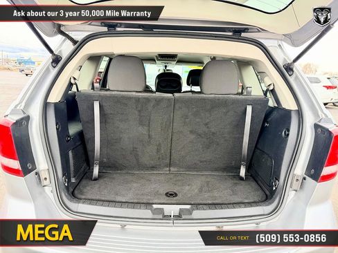 Used 2017 Dodge Journey SXT w/ Comfort/Convenience Group image 25