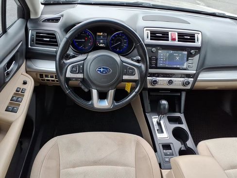 Used 2016 Subaru Outback 2.5i Premium AWD/4WD image 6