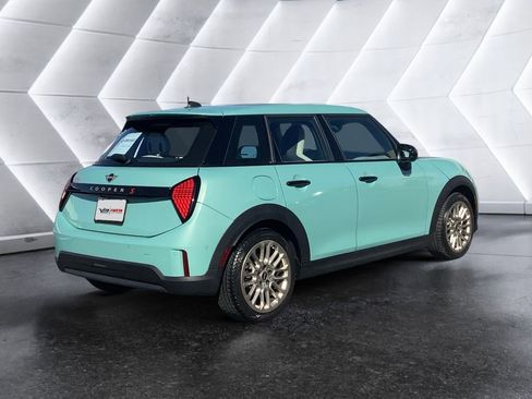 Used 2025 MINI Cooper S image 4