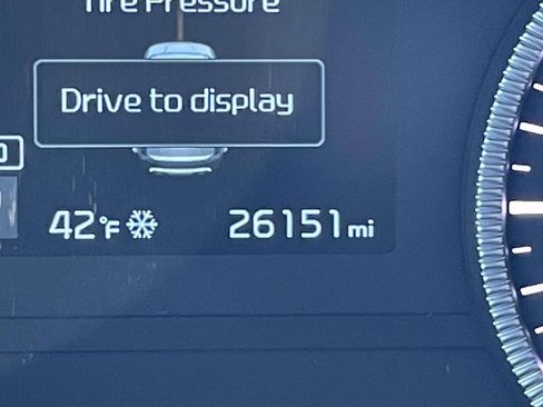 Used 2022 Kia Telluride EX image 27