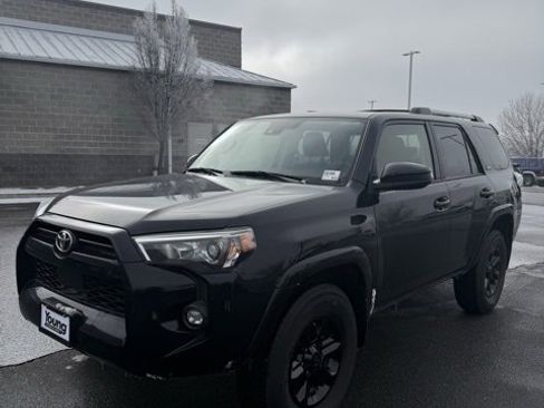 Used 2023 Toyota 4Runner SR5 image 2