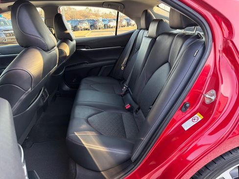 Used 2019 Toyota Camry XSE w/ Driver Assist Package image 10