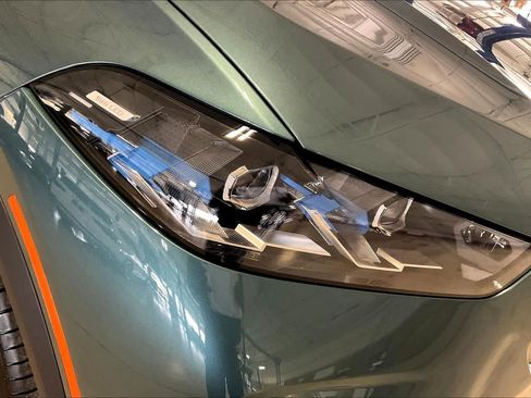 New 2026 BMW X5 sDrive40i w/ Premium Package image 13